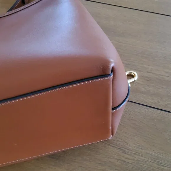 Coach Laurel Shoulder Bag CBG99 in Tan - Picture 6 of 10